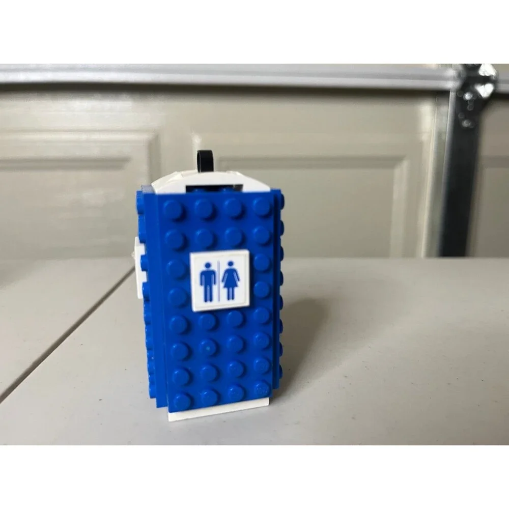 LEGO City Service Truck (60073) portal potty only